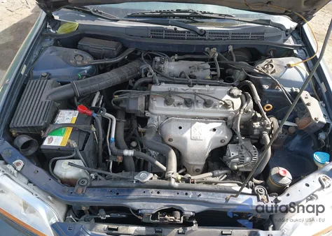 2000 Honda Accord 2.3 Lx z USA, uszkodzony, nr VIN 1HGCG5642YA013405